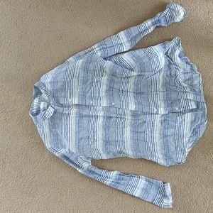 Gap Woman's Medium Long Sleeve